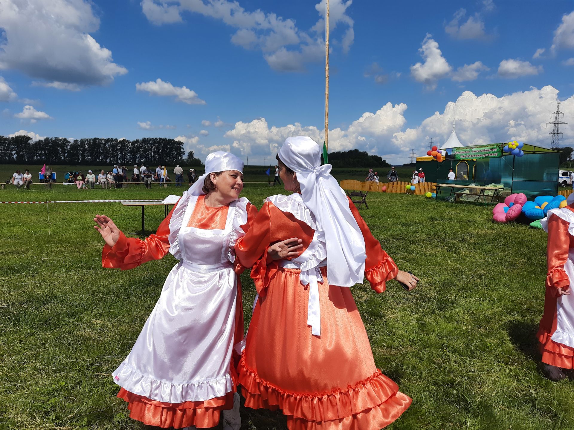 В деревне Татарский Сарсаз состоялся праздник возле озера (Фоторепортаж)