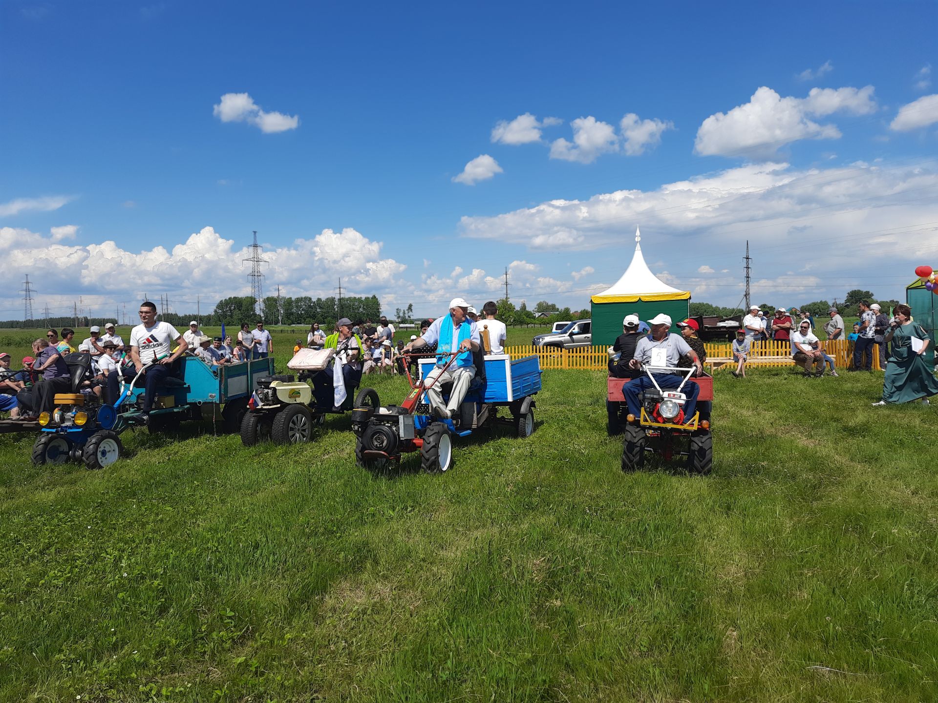 В деревне Татарский Сарсаз состоялся праздник возле озера (Фоторепортаж)