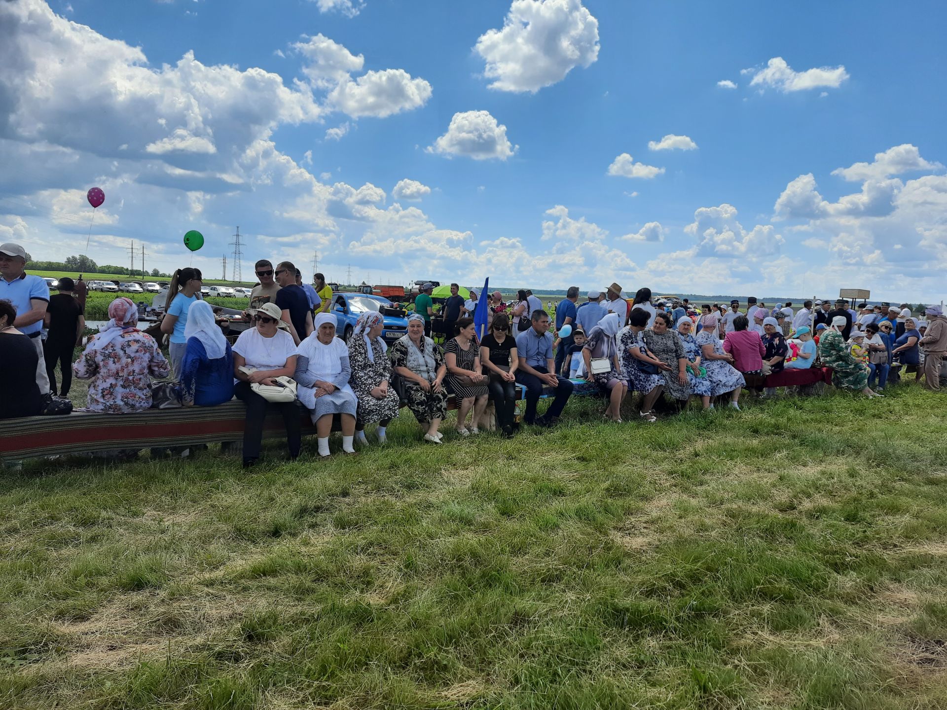 В деревне Татарский Сарсаз состоялся праздник возле озера (Фоторепортаж)