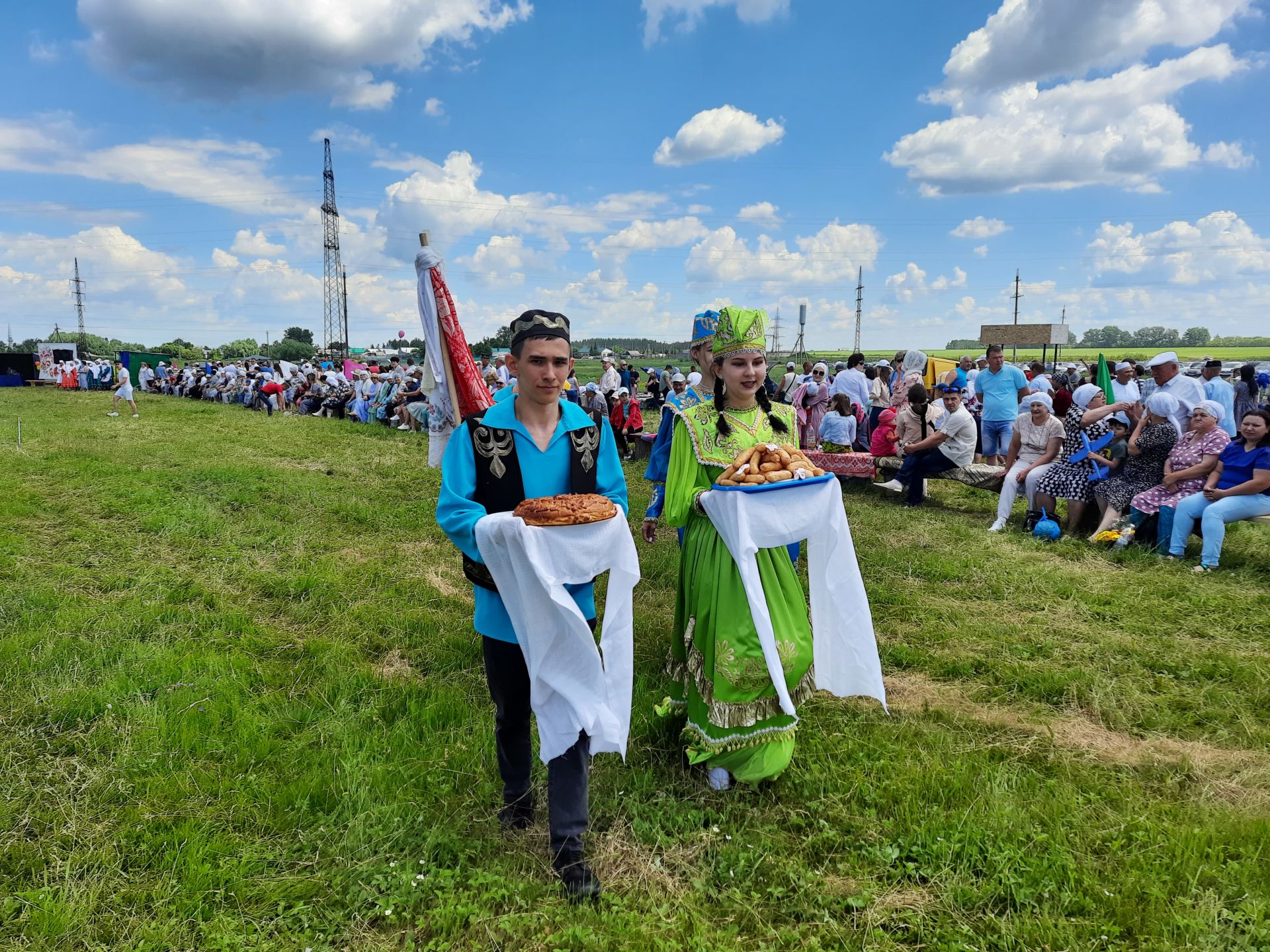 В деревне Татарский Сарсаз состоялся праздник возле озера (Фоторепортаж)