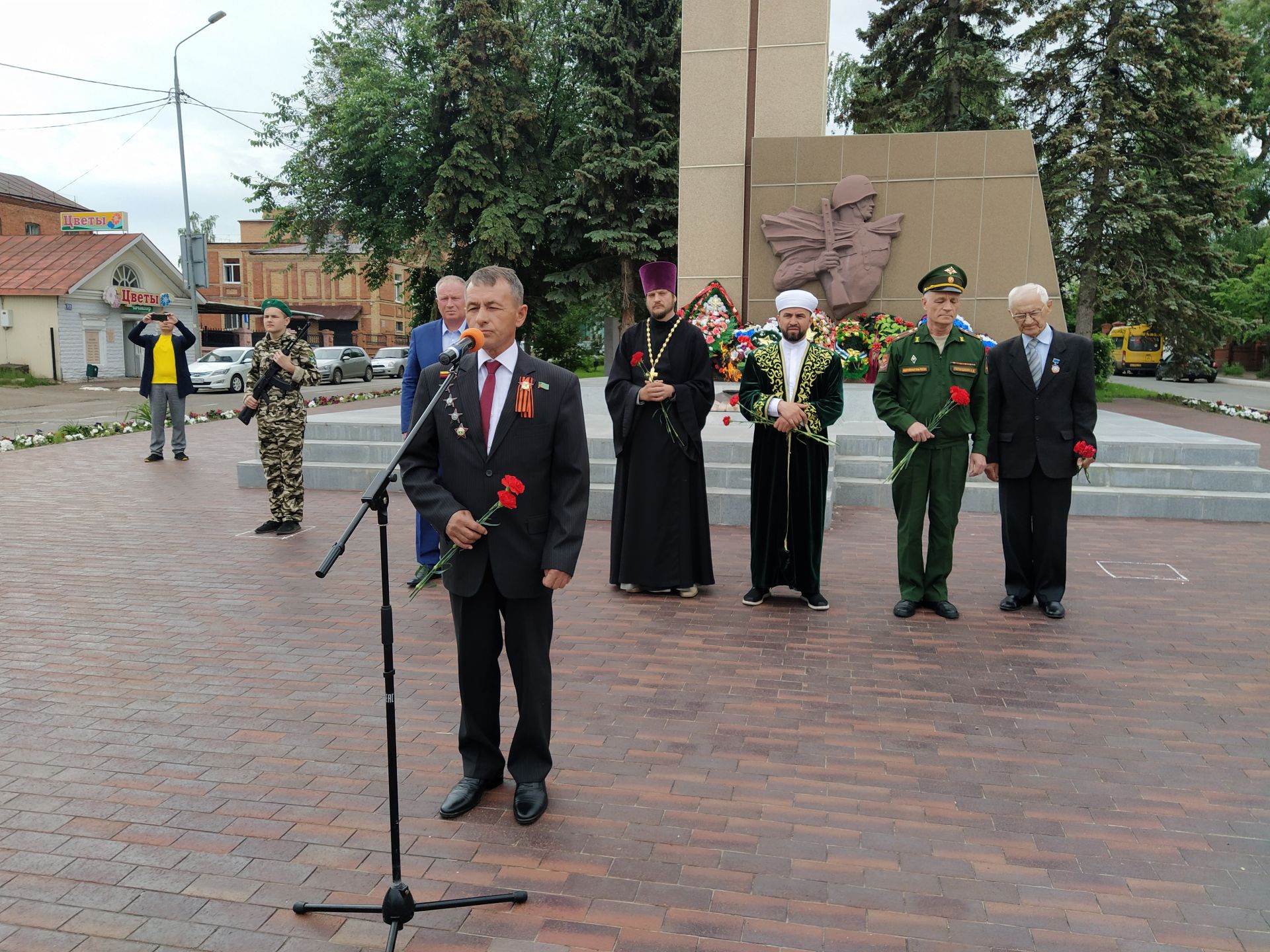 В День памяти и скорби в Чистополе прошел митинг