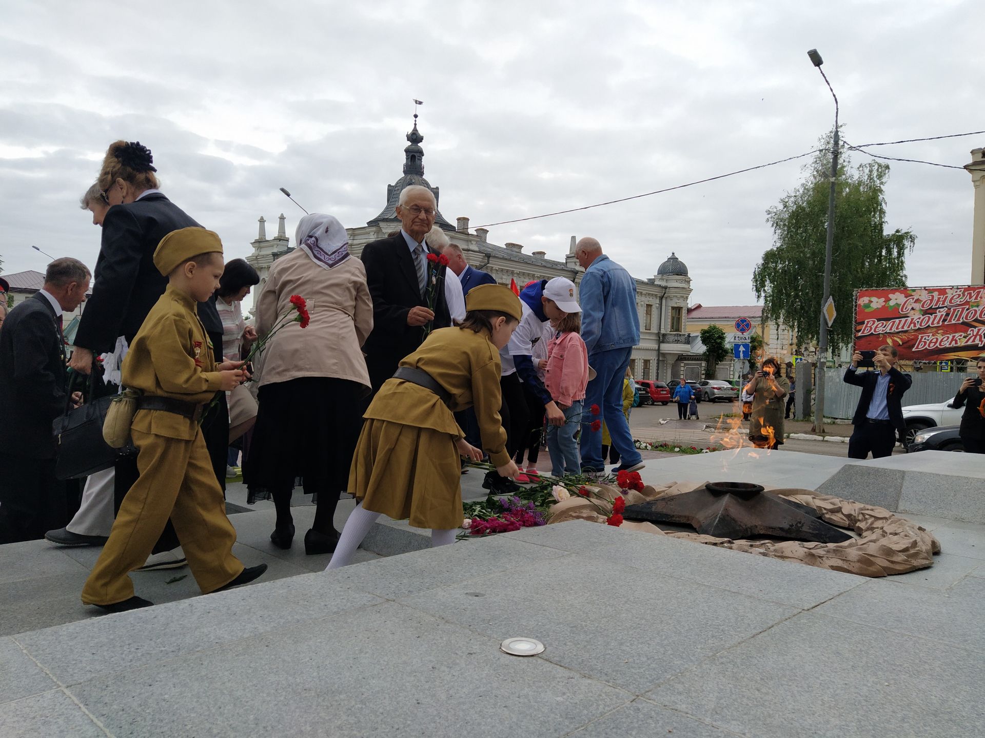 В День памяти и скорби в Чистополе прошел митинг