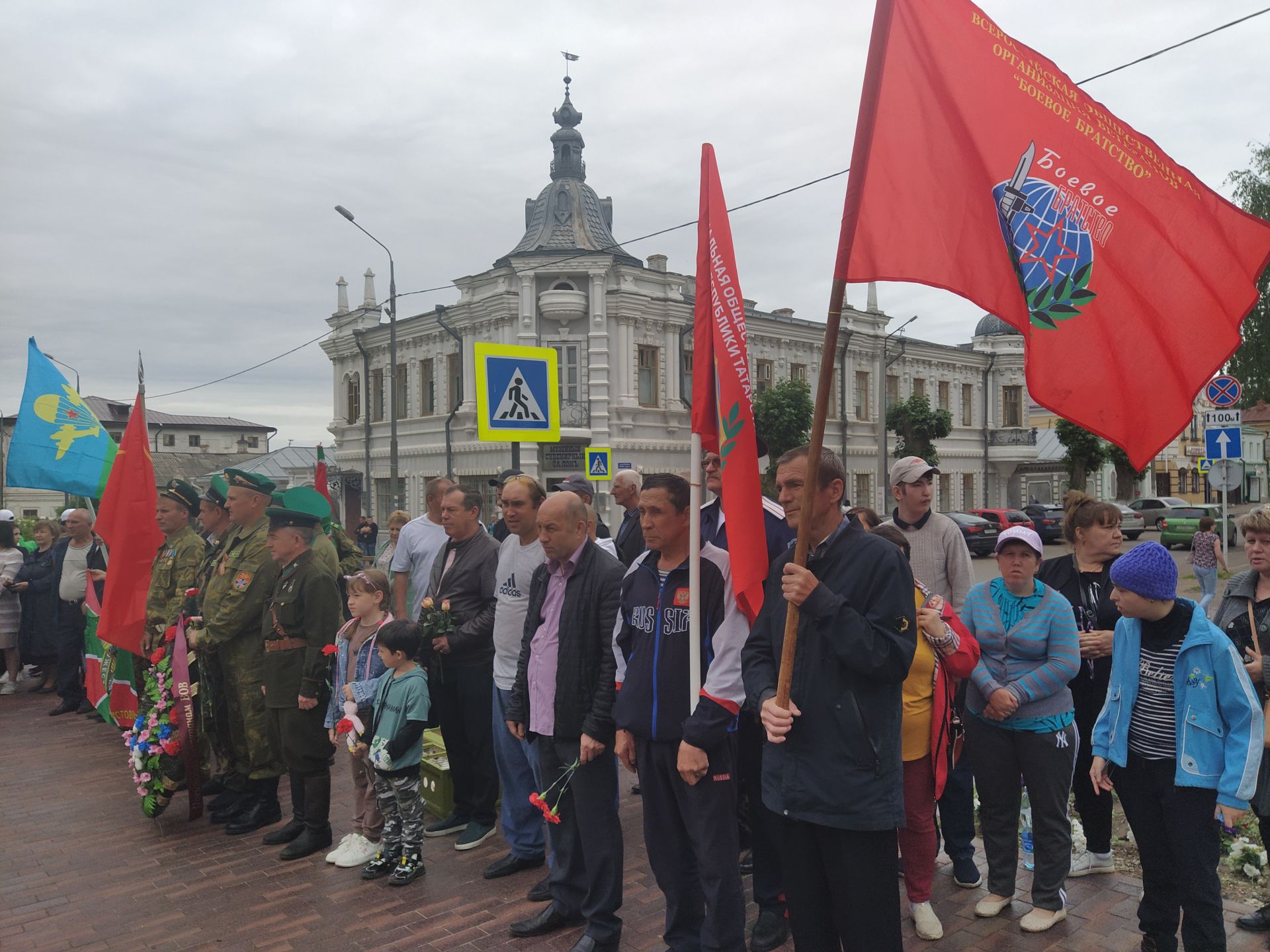 В День памяти и скорби в Чистополе прошел митинг