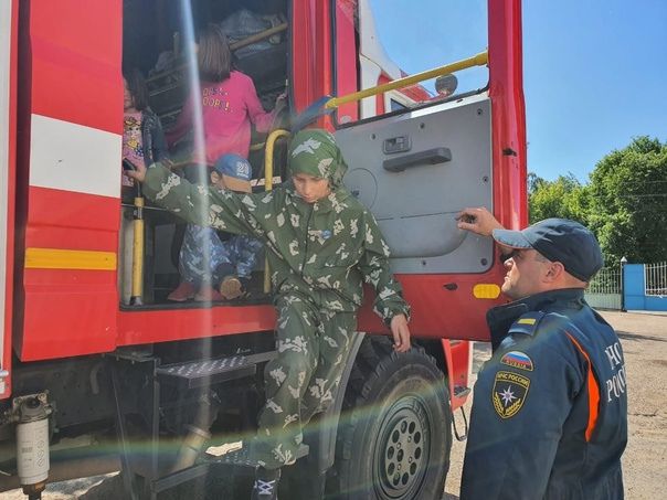 В Чистополе для воспитанников воскресной школы и военно-патриотического клуба "Патриот" состоялся открытый урок