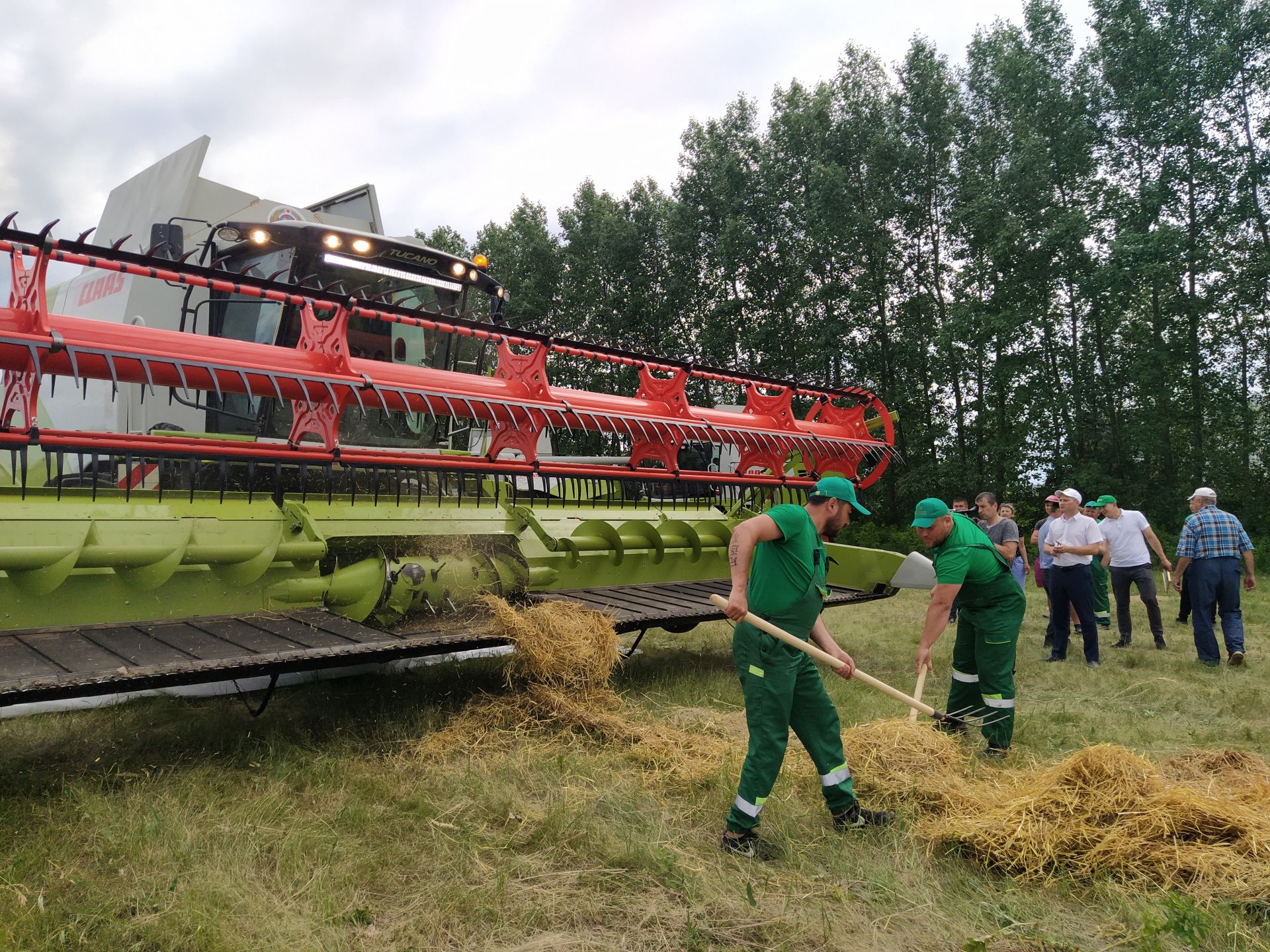 В Чистополе проверили готовность комбайнов к предстоящей уборке