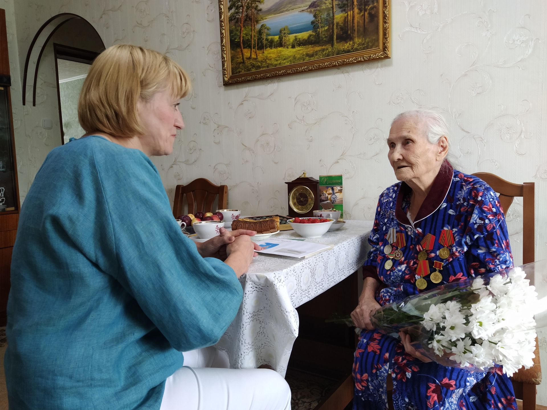 В Чистополе труженица тыла отметила свое 100-летие