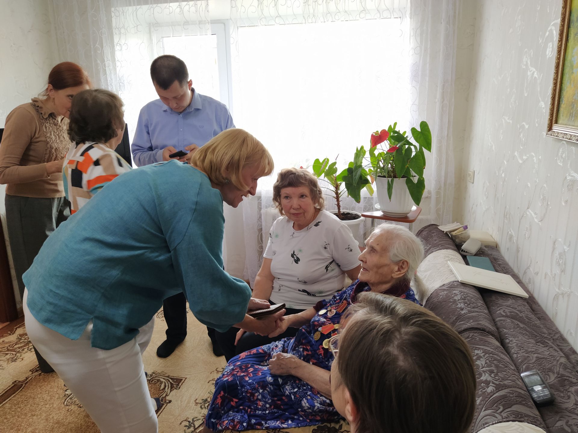 В Чистополе труженица тыла отметила свое 100-летие