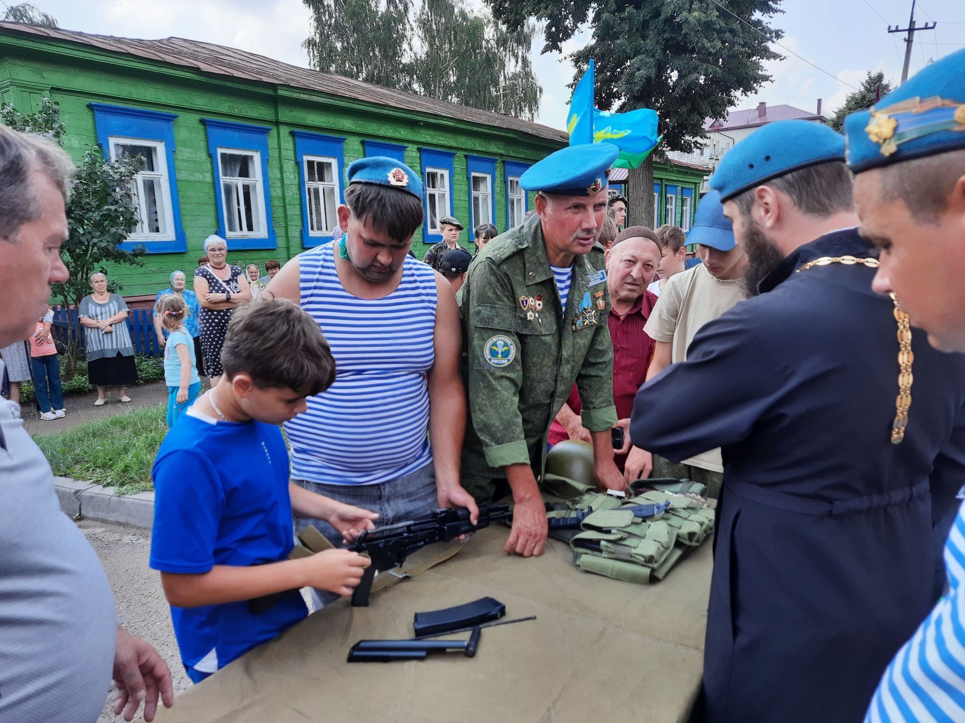 За ВДВ: чистопольские десантники отмечают свой праздник