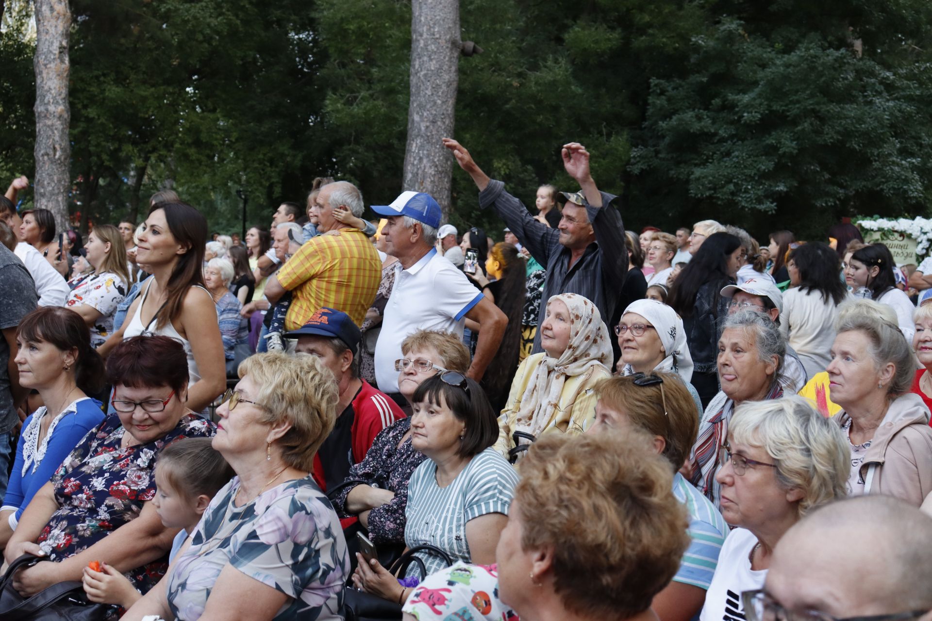 В День города в Чистополе выступили местные артисты, звезды татарской и российской эстрад (Фоторепортаж)