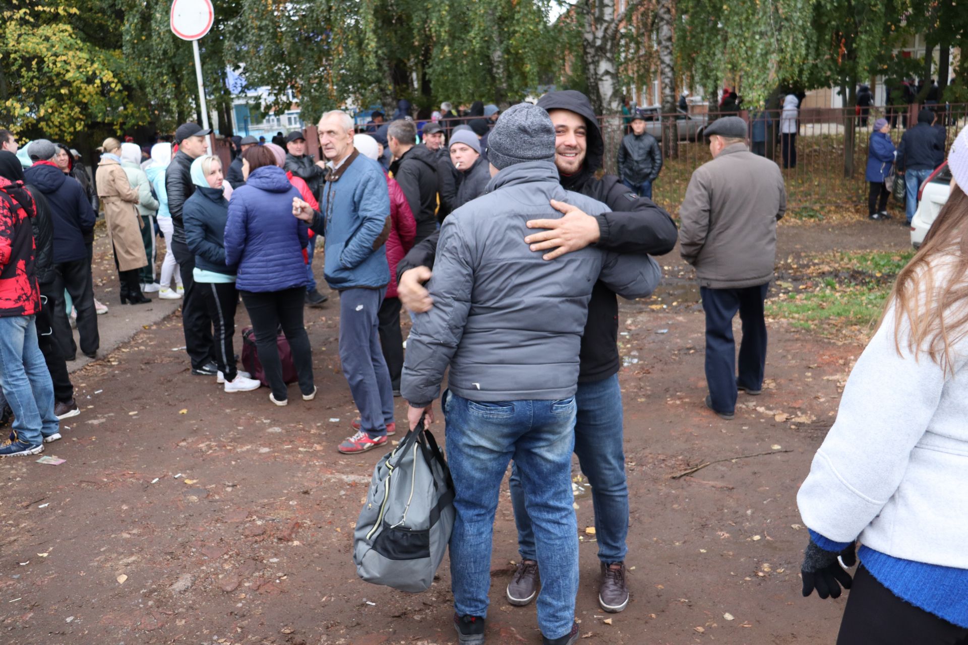 «Кто, если не мы!»: в Чистополе состоялась первая отправка мобилизованных граждан