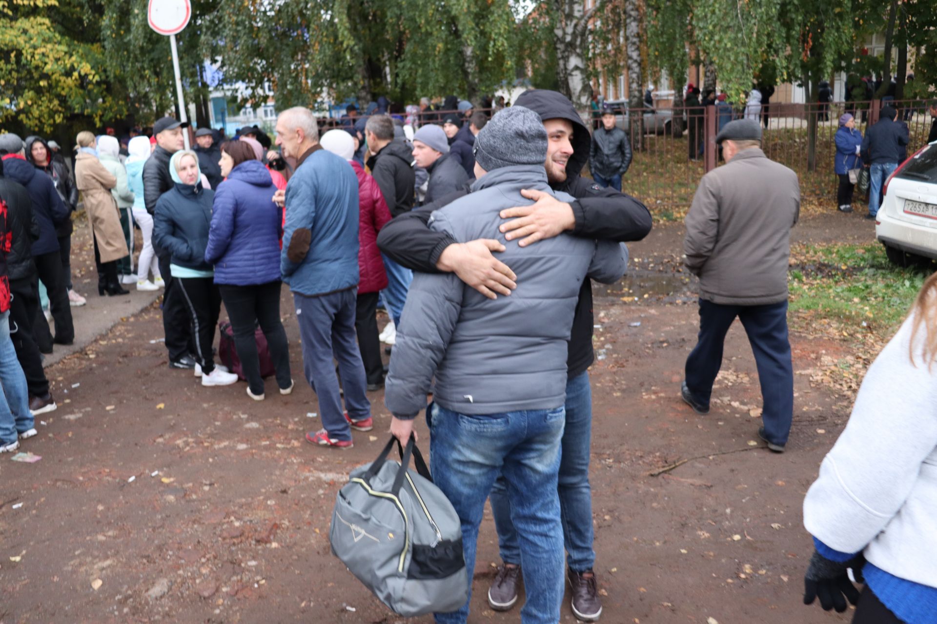 «Кто, если не мы!»: в Чистополе состоялась первая отправка мобилизованных граждан