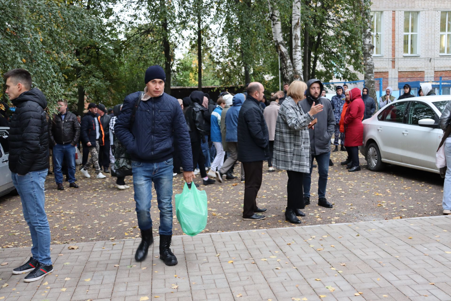 «Кто, если не мы!»: в Чистополе состоялась первая отправка мобилизованных граждан