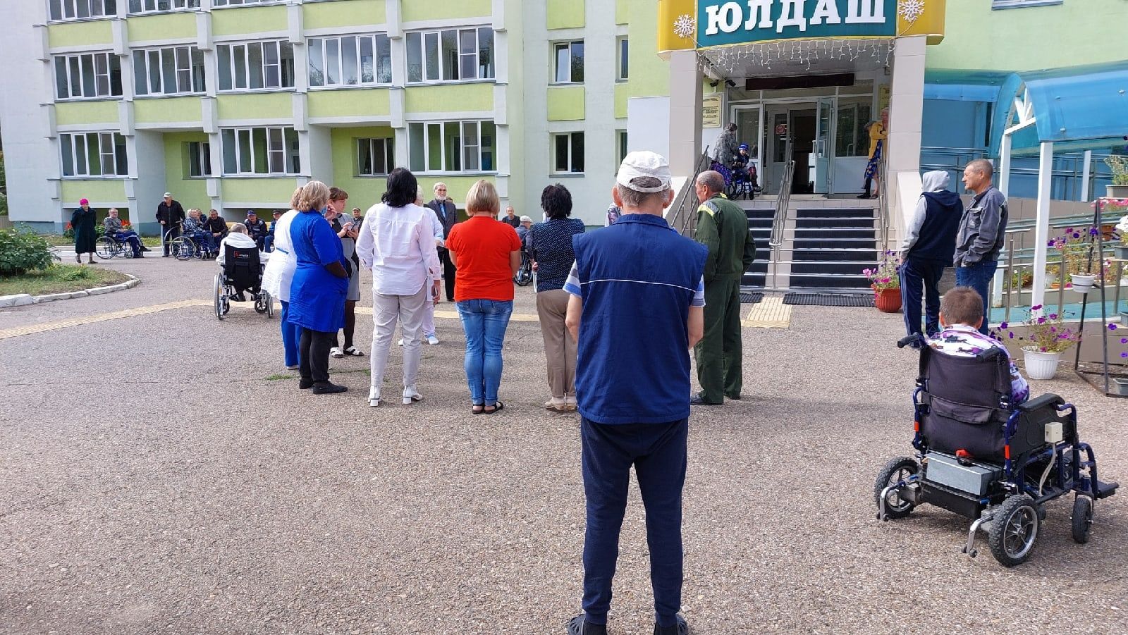 Учебно-тренировочные занятия по экстренной эвакуации прошли в чистопольском доме-интернате