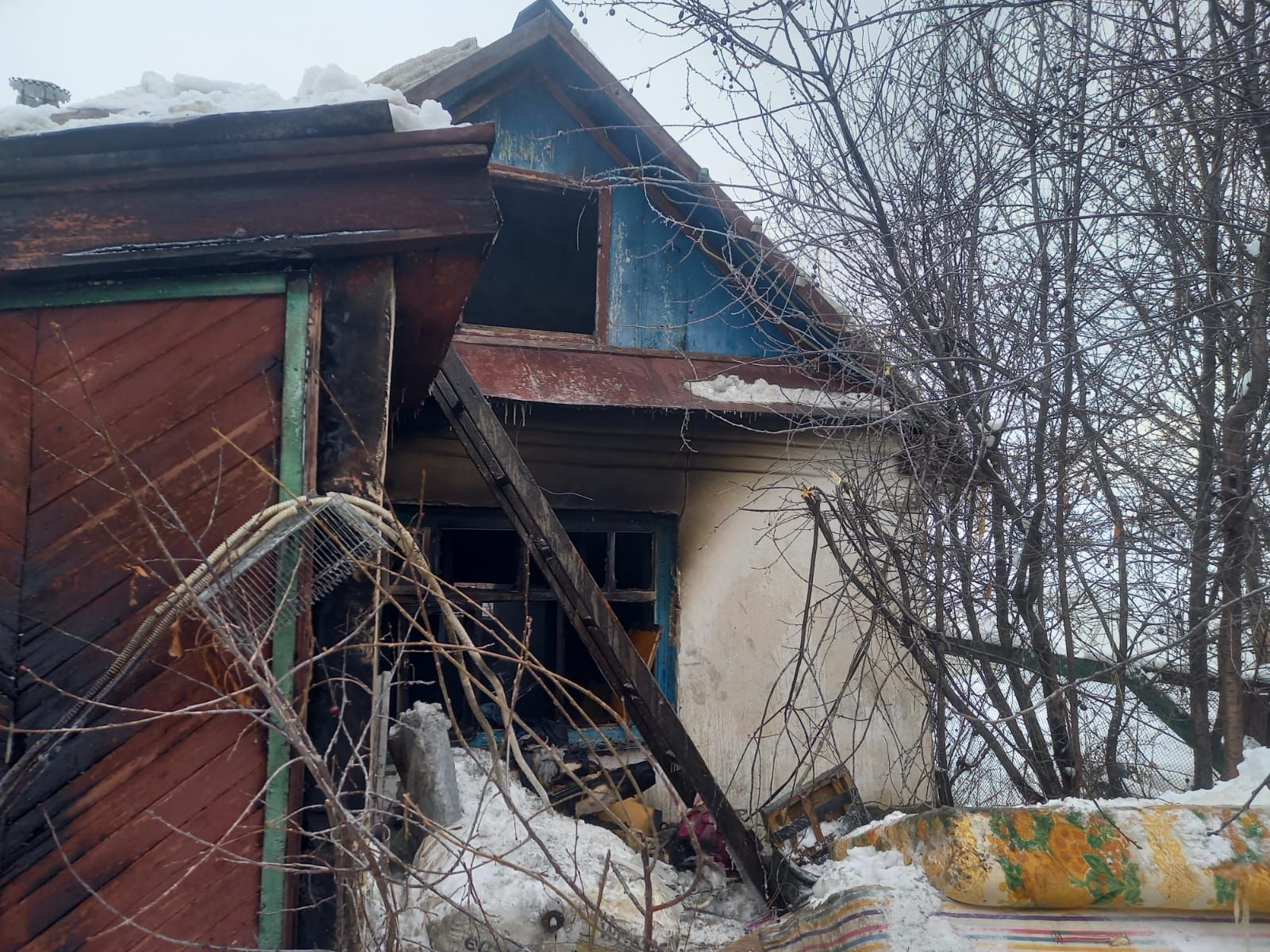 В Чистополе на улице Гоголя произошел пожар