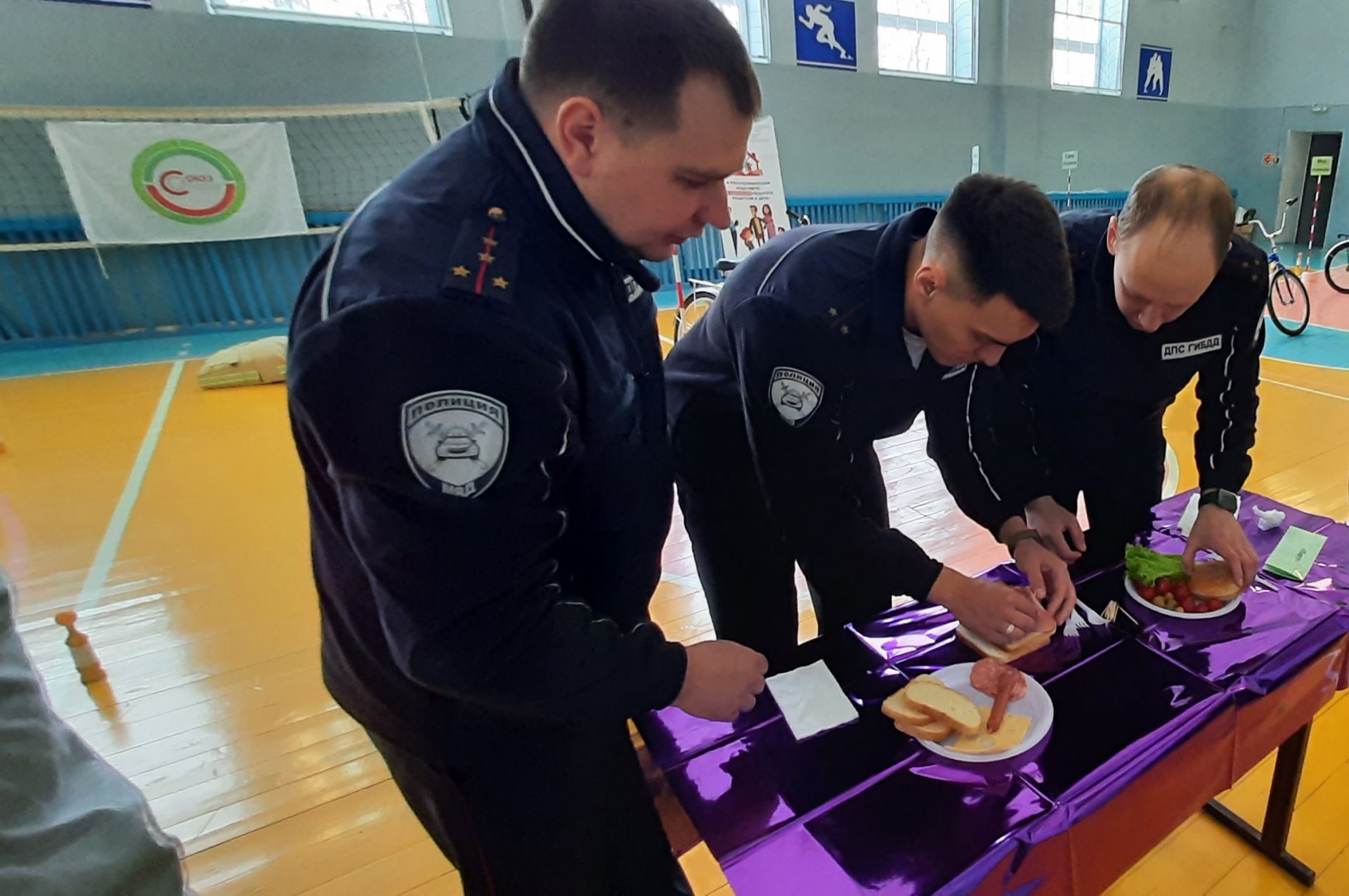 В Чистополе состоялось праздничное состязание «Всегда в строю!» (фоторепортаж)