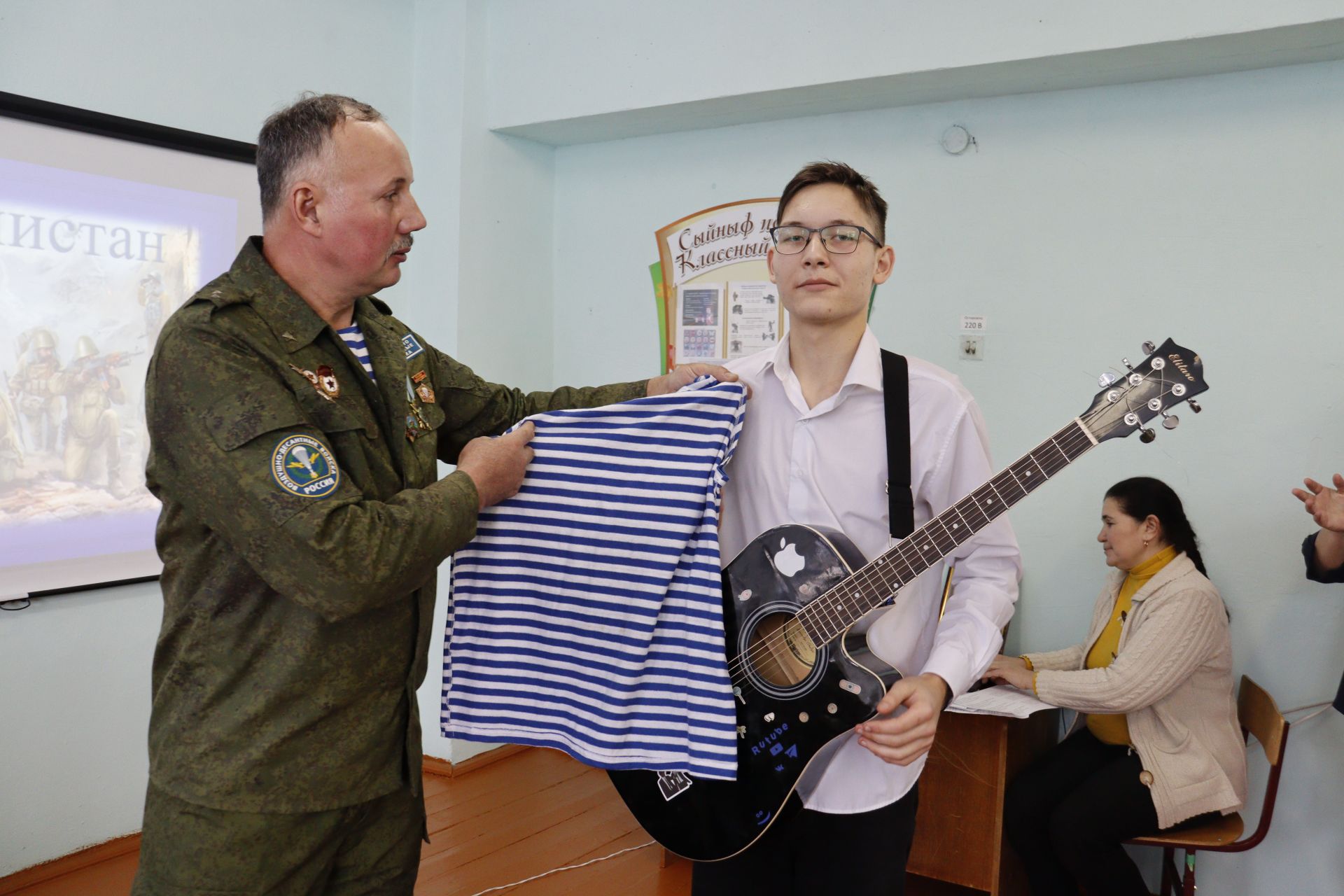 В селе Татарская Багана увековечили память воинов-афганцев (Фоторепортаж)