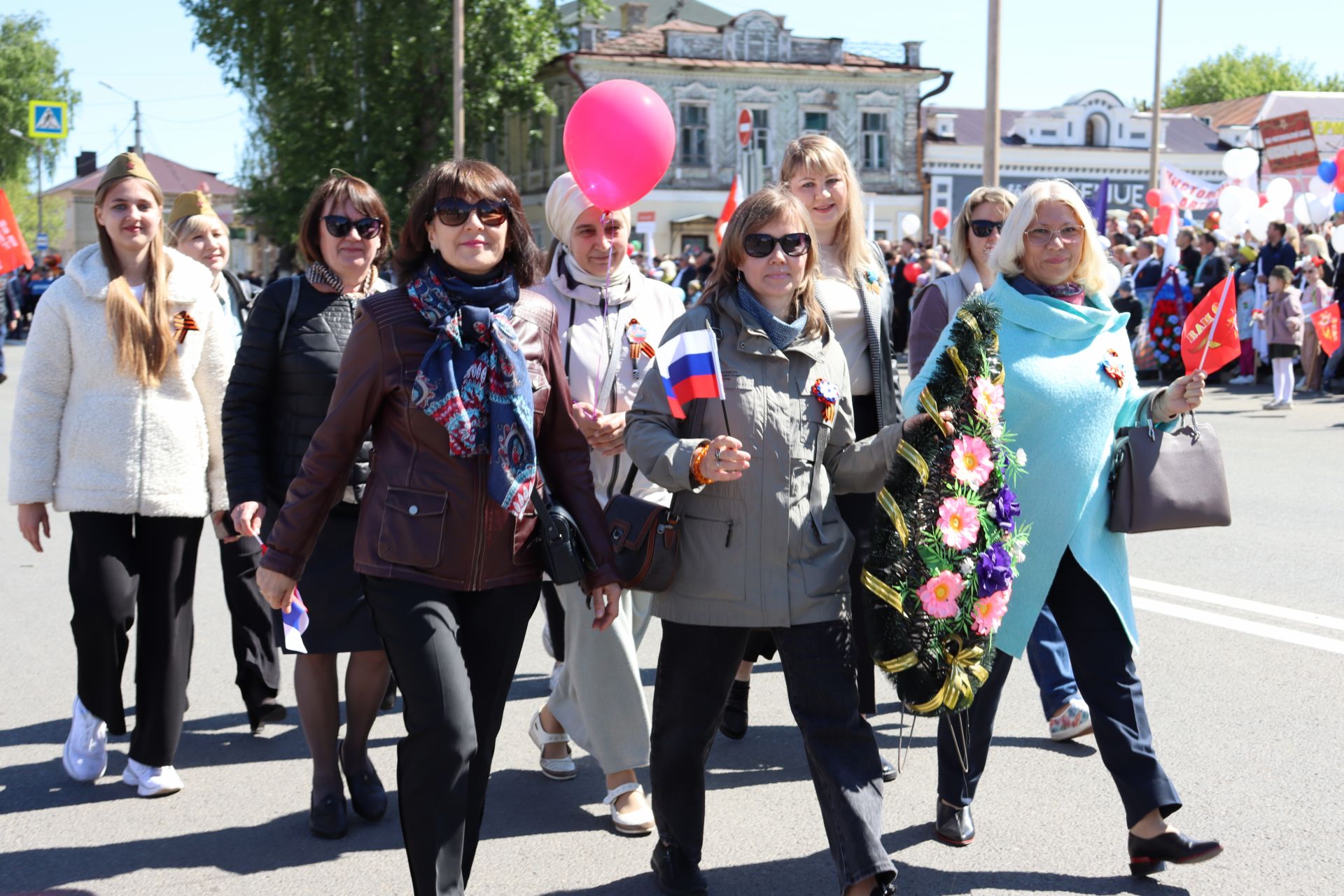 В Чистополе на центральной площади прошел парад Победы