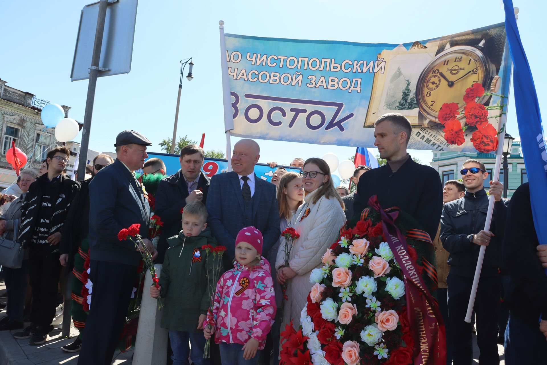 В Чистополе на центральной площади прошел парад Победы