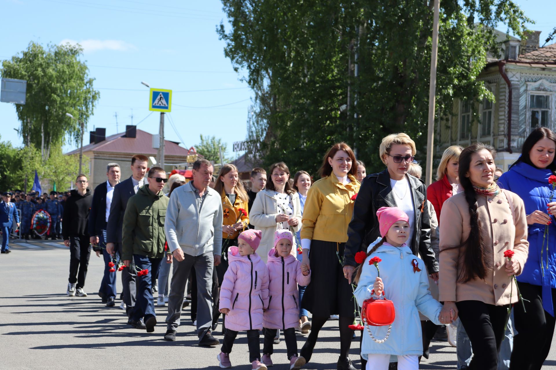 В Чистополе на центральной площади прошел парад Победы