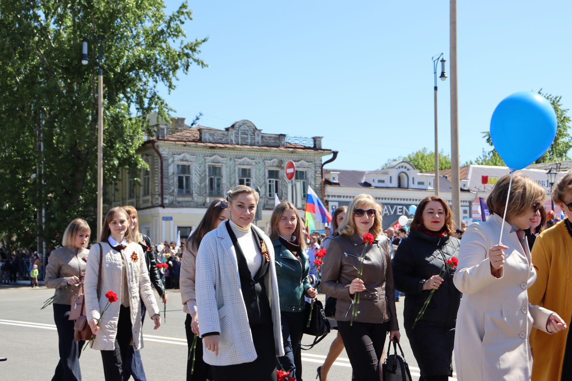 В Чистополе на центральной площади прошел парад Победы