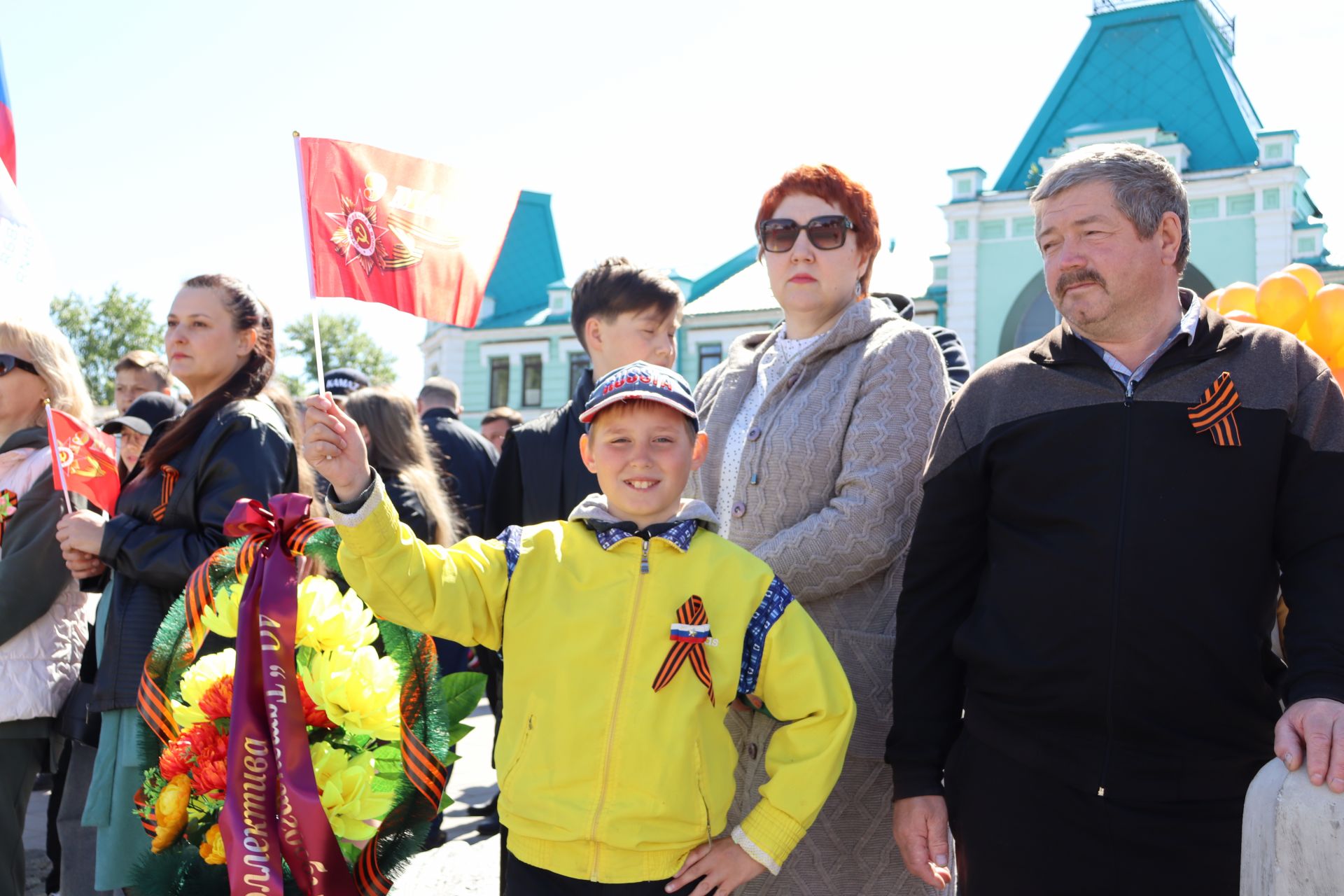 В Чистополе на центральной площади прошел парад Победы