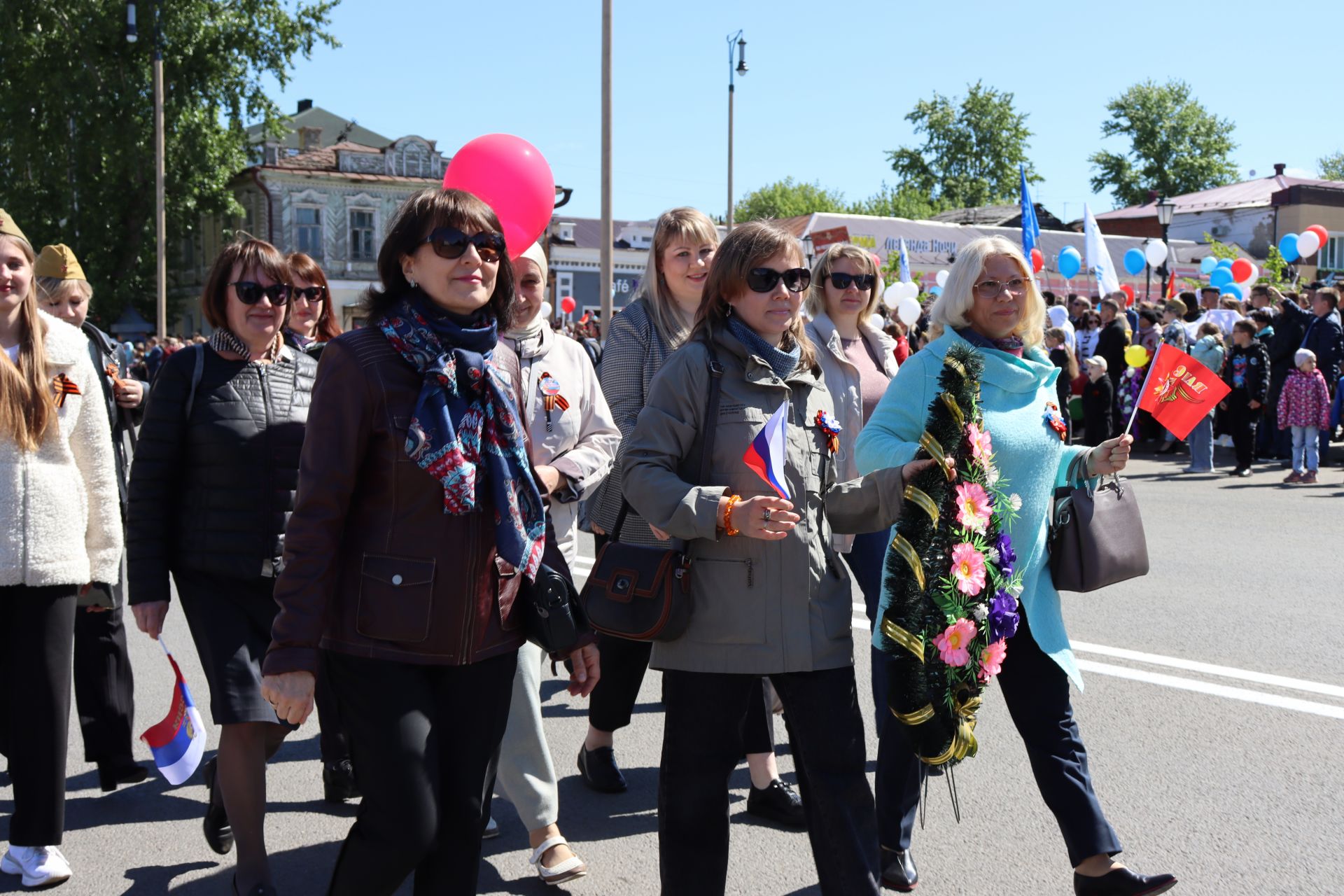 В Чистополе на центральной площади прошел парад Победы