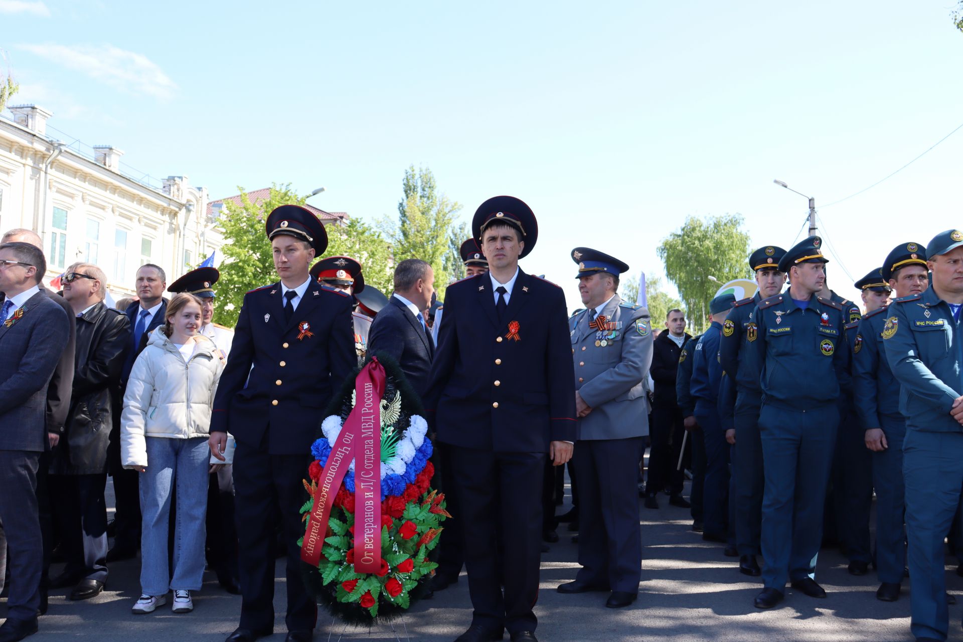 В Чистополе на центральной площади прошел парад Победы