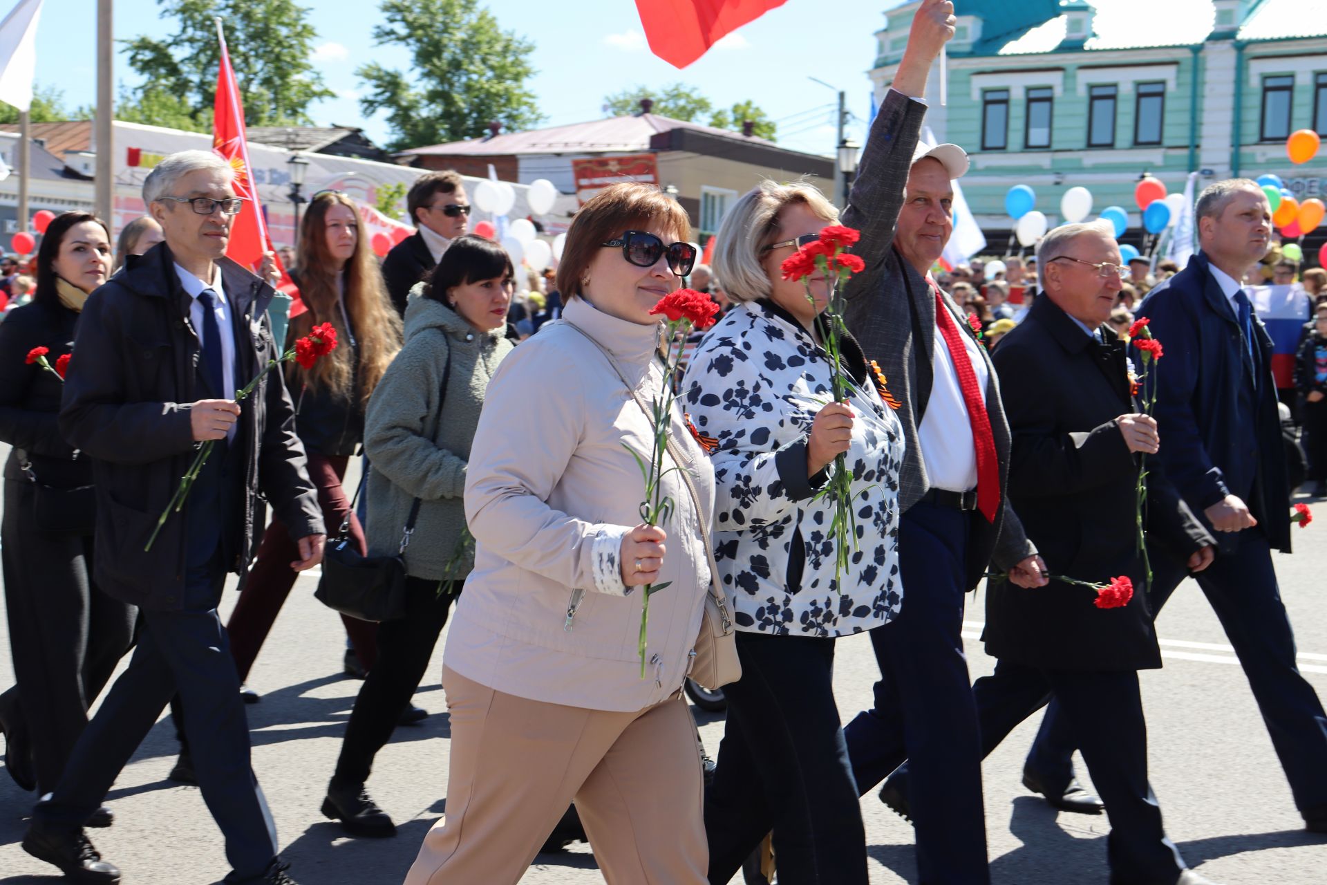 В Чистополе на центральной площади прошел парад Победы