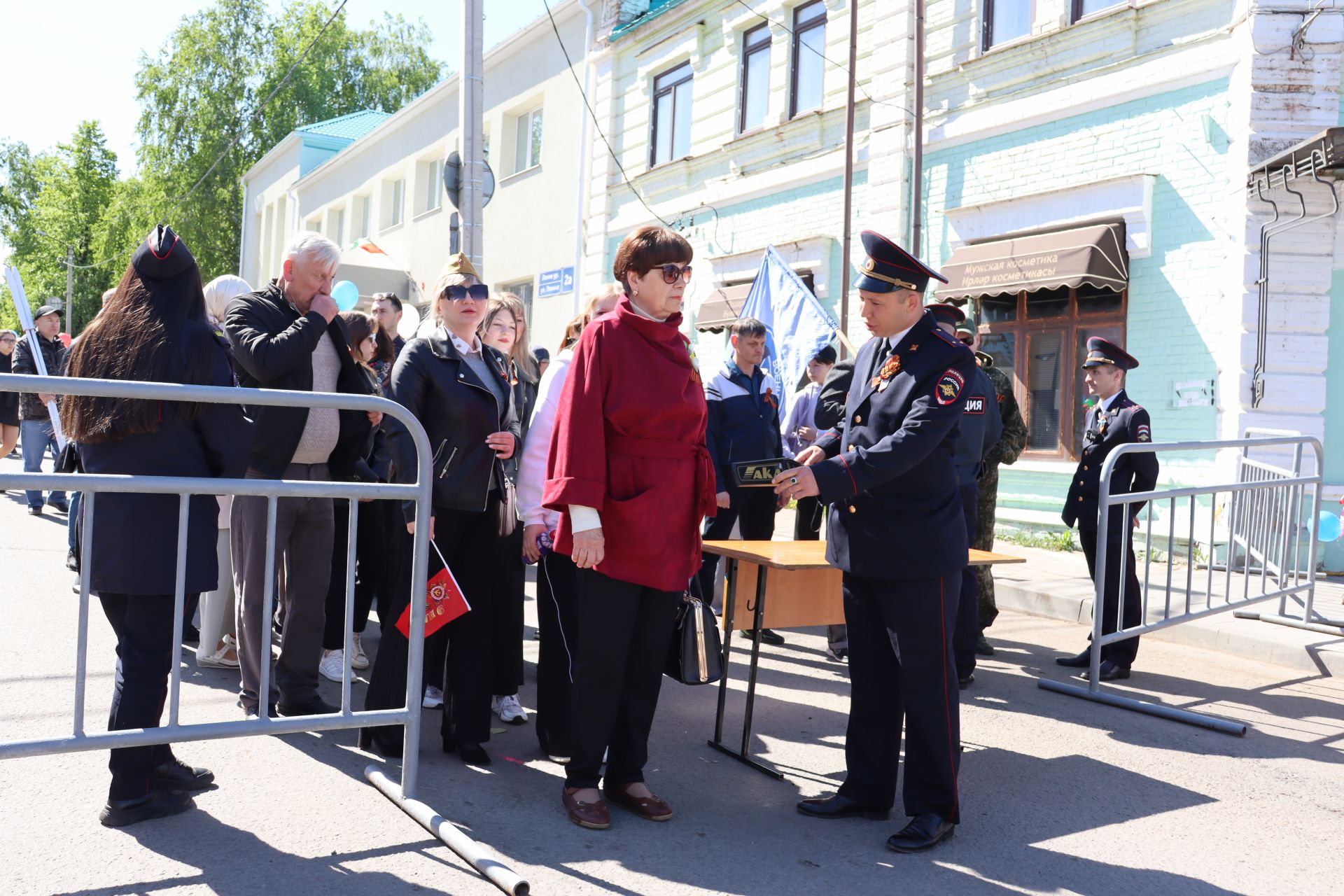 В Чистополе на центральной площади прошел парад Победы