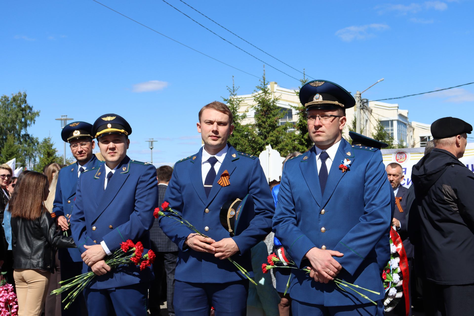 В Чистополе на центральной площади прошел парад Победы