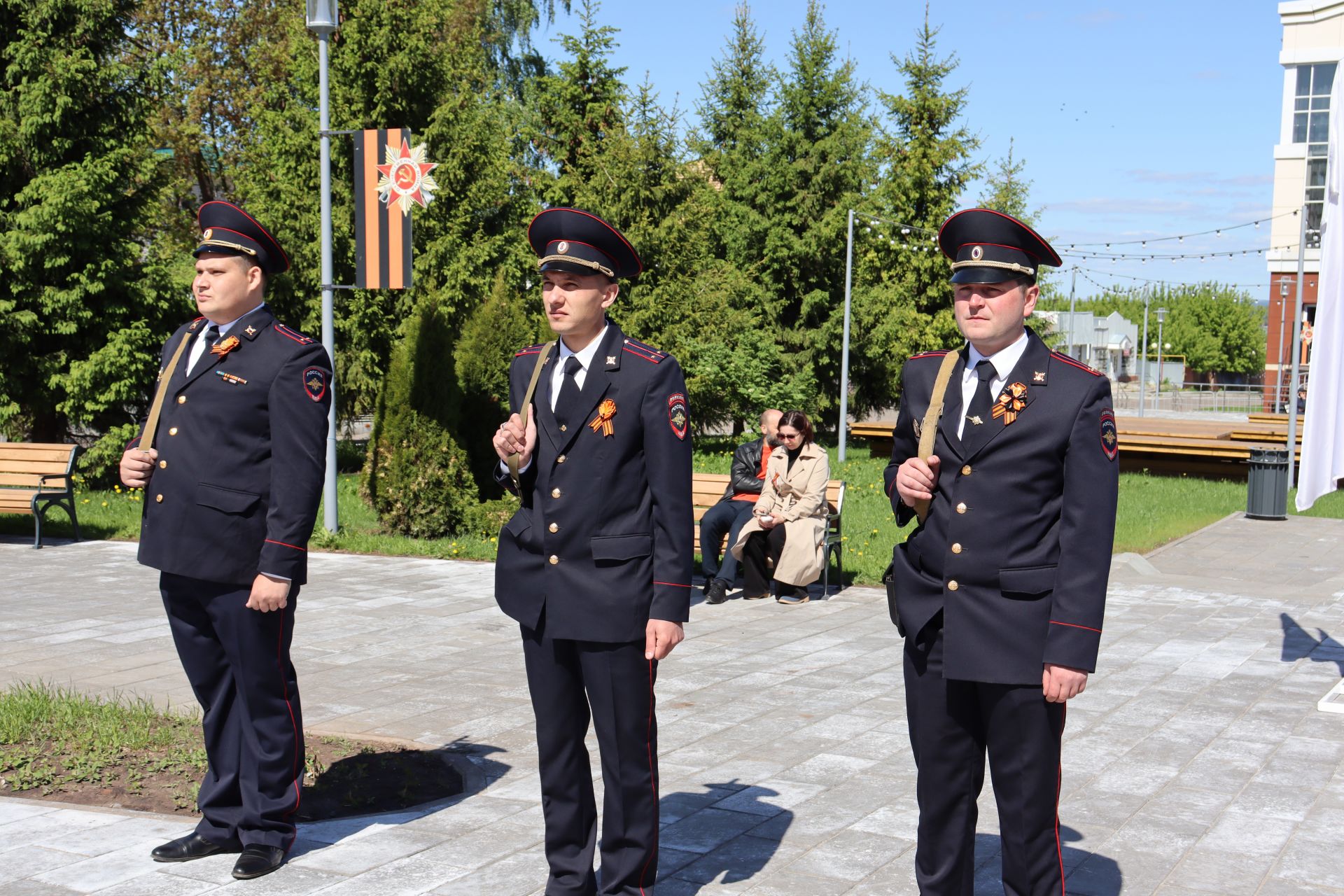 В Чистополе на центральной площади прошел парад Победы