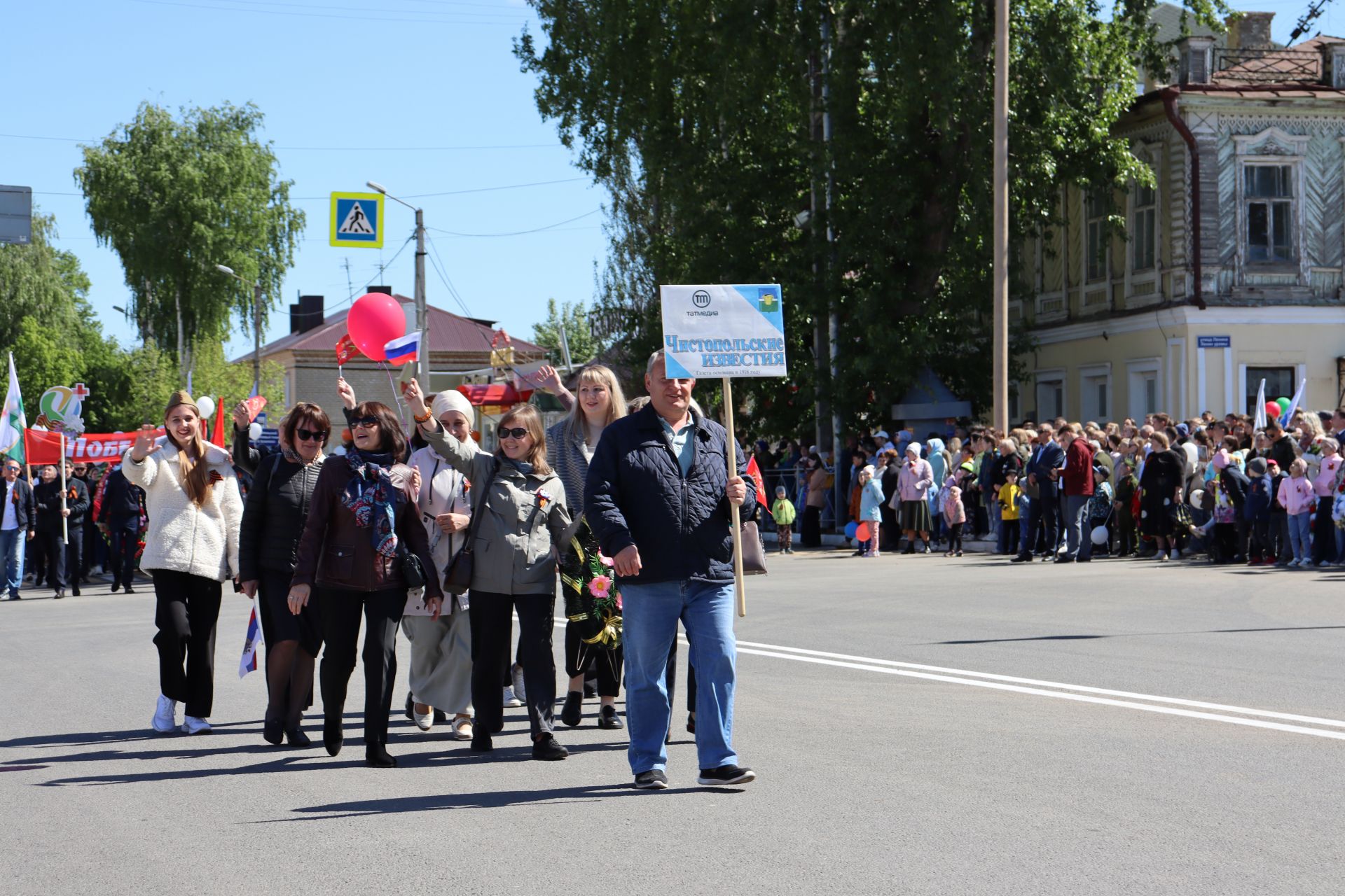 В Чистополе на центральной площади прошел парад Победы