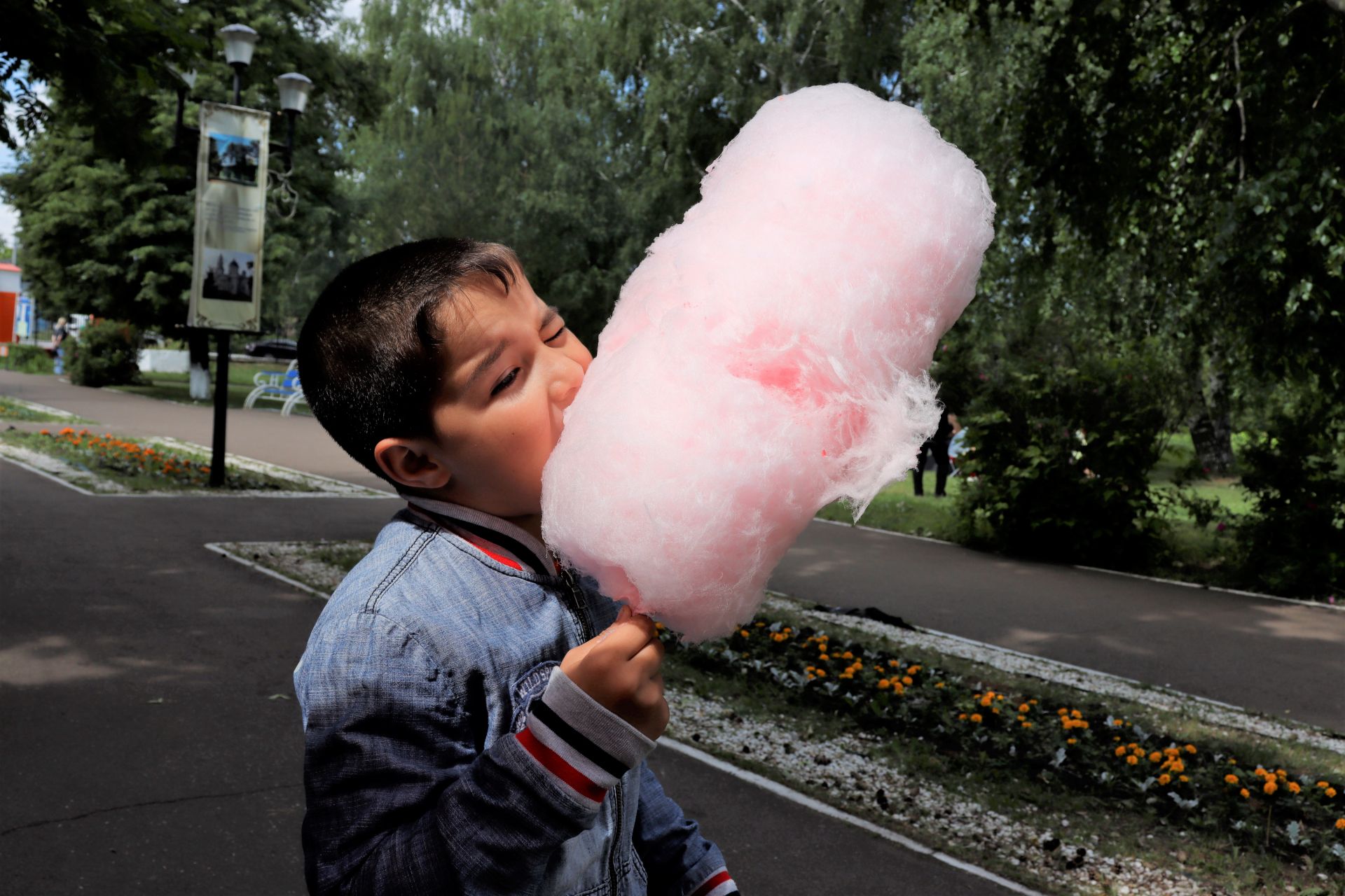 В Чистополе празднуют День защиты детей (Фоторепортаж)