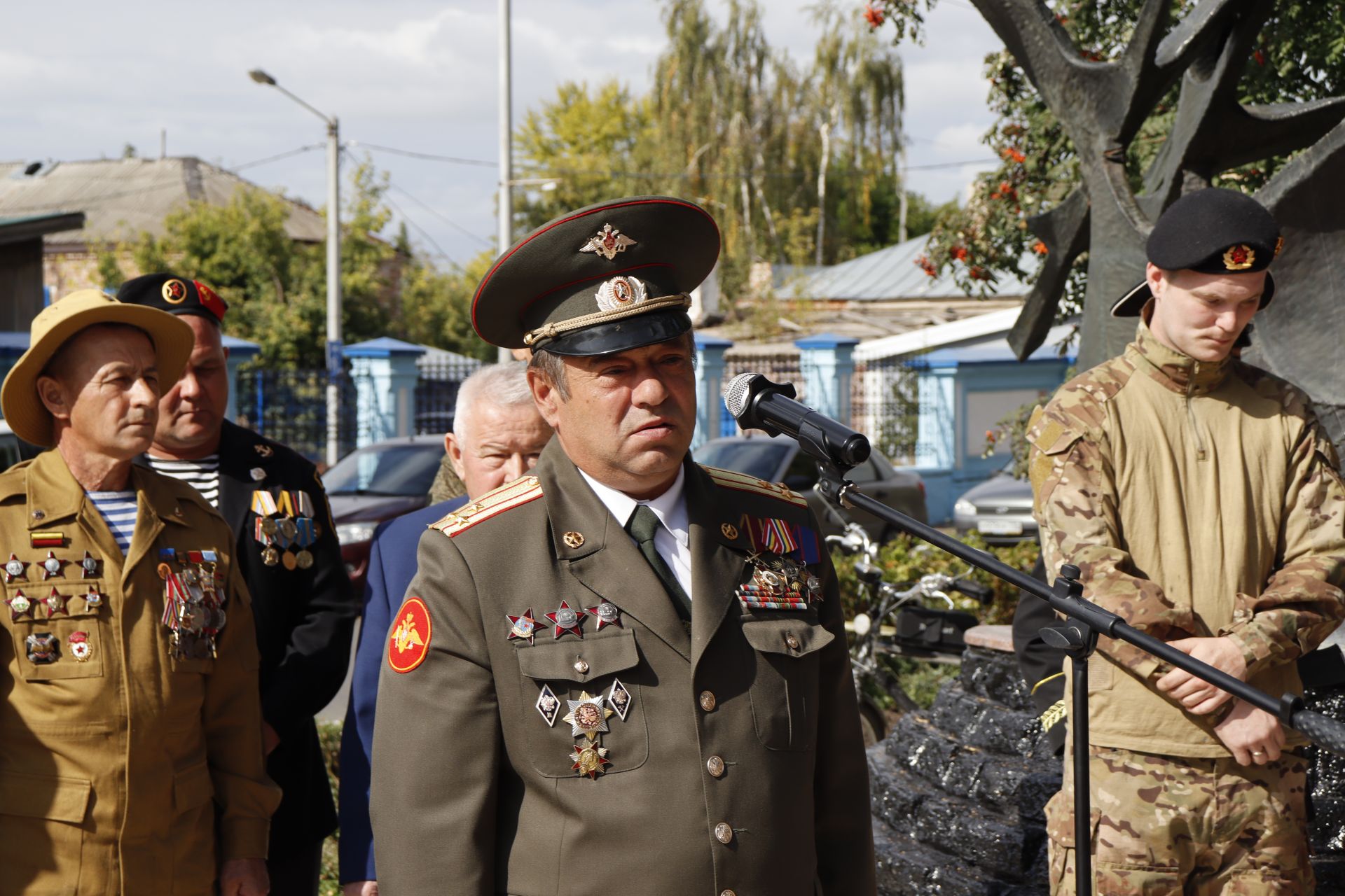 В Чистополе торжественно открыли памятник