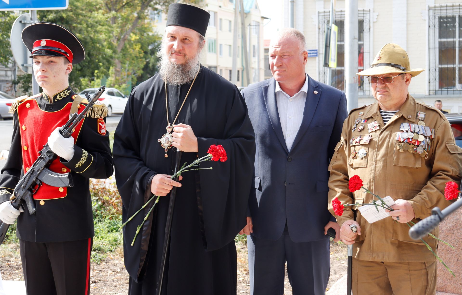 В Чистополе торжественно открыли памятник