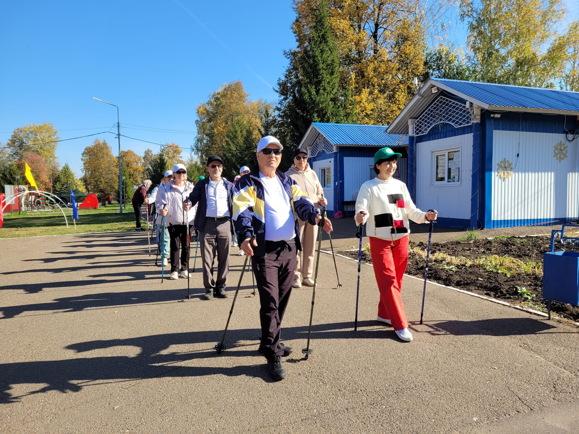 В Чистополе по-спортивному отметили День пожилых людей