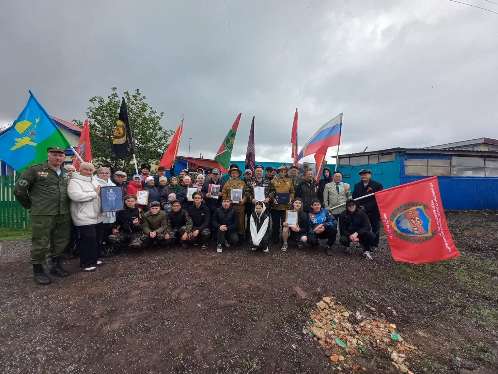 В Чистопольском районе установили памятную доску российскому военнослужащему