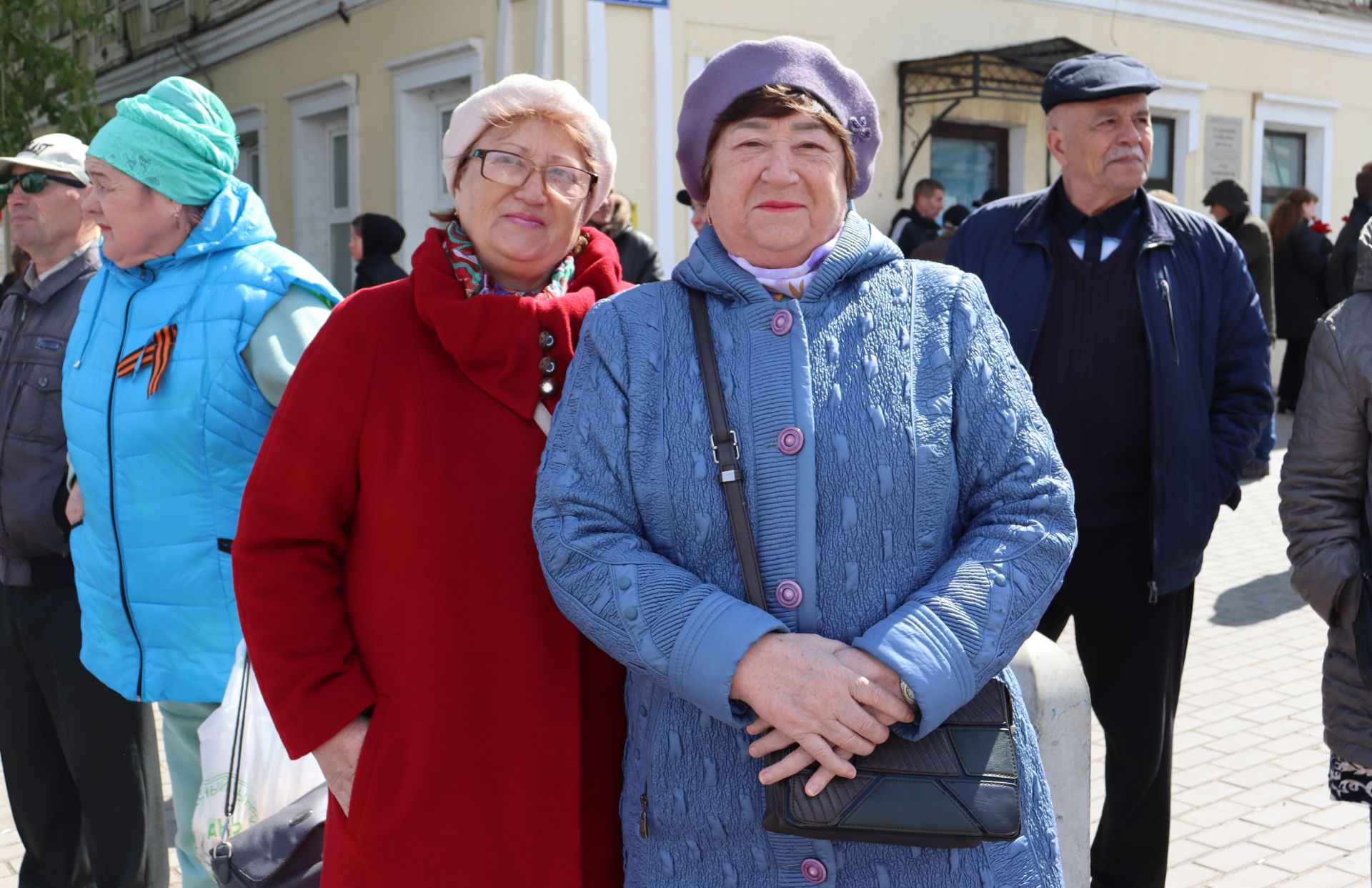 Чистопольцы празднуют День Победы (фоторепортаж)