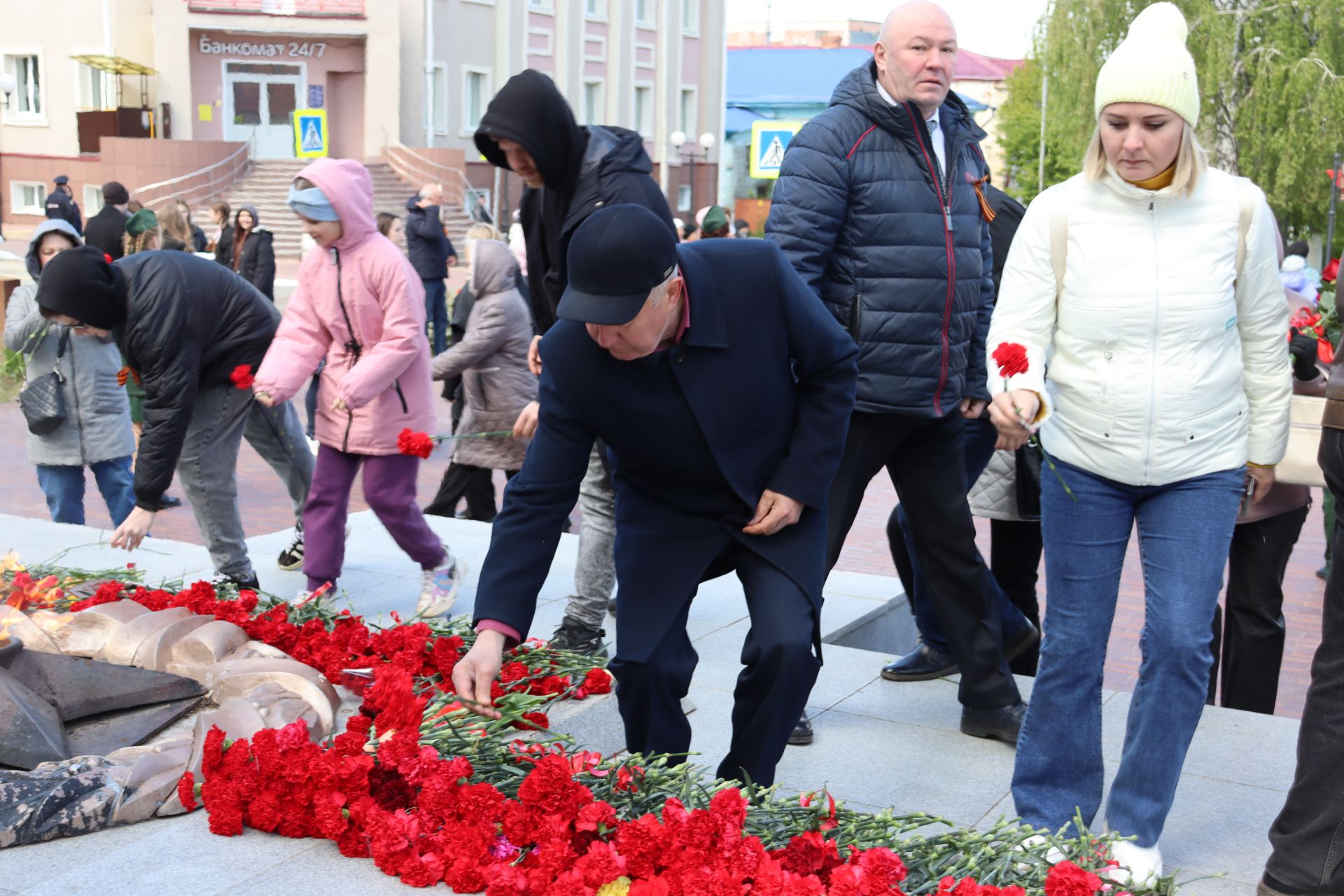 Чистопольцы празднуют День Победы (фоторепортаж)