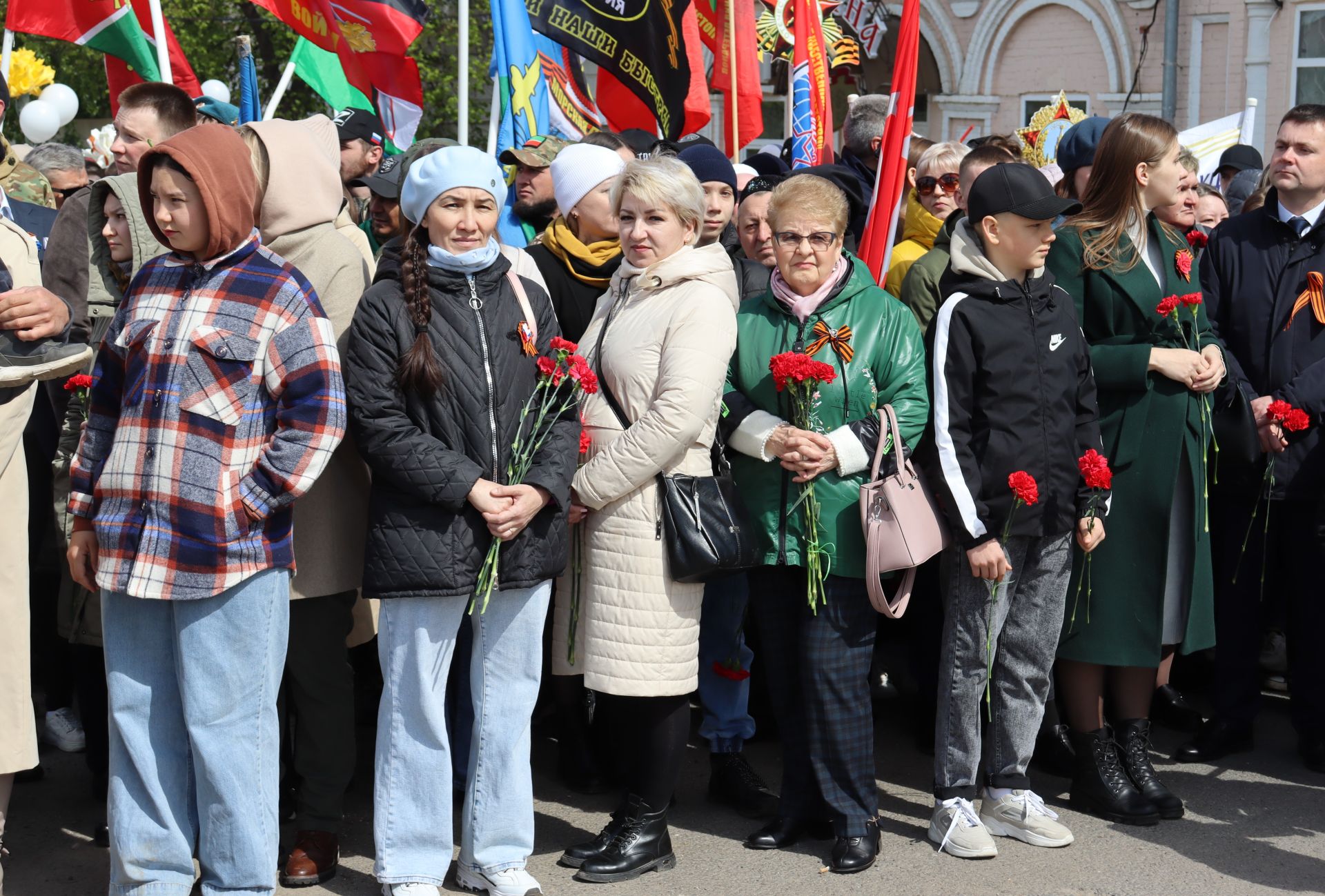 Чистопольцы празднуют День Победы (фоторепортаж)