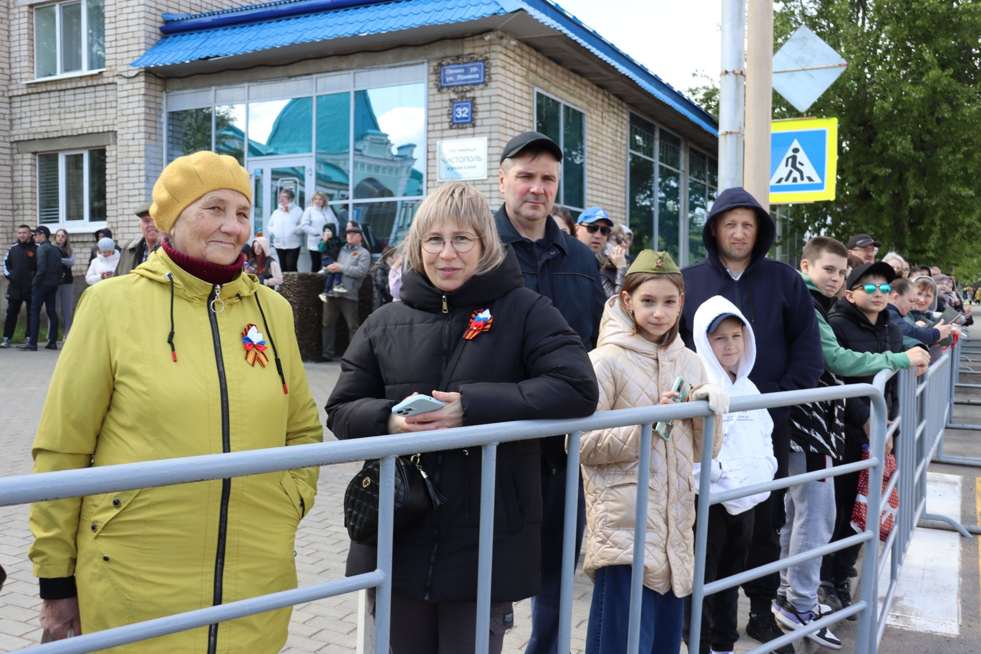 Чистопольцы празднуют День Победы (фоторепортаж)