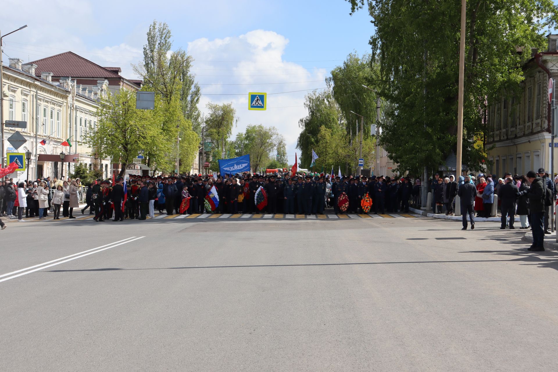 Чистопольцы празднуют День Победы (фоторепортаж)