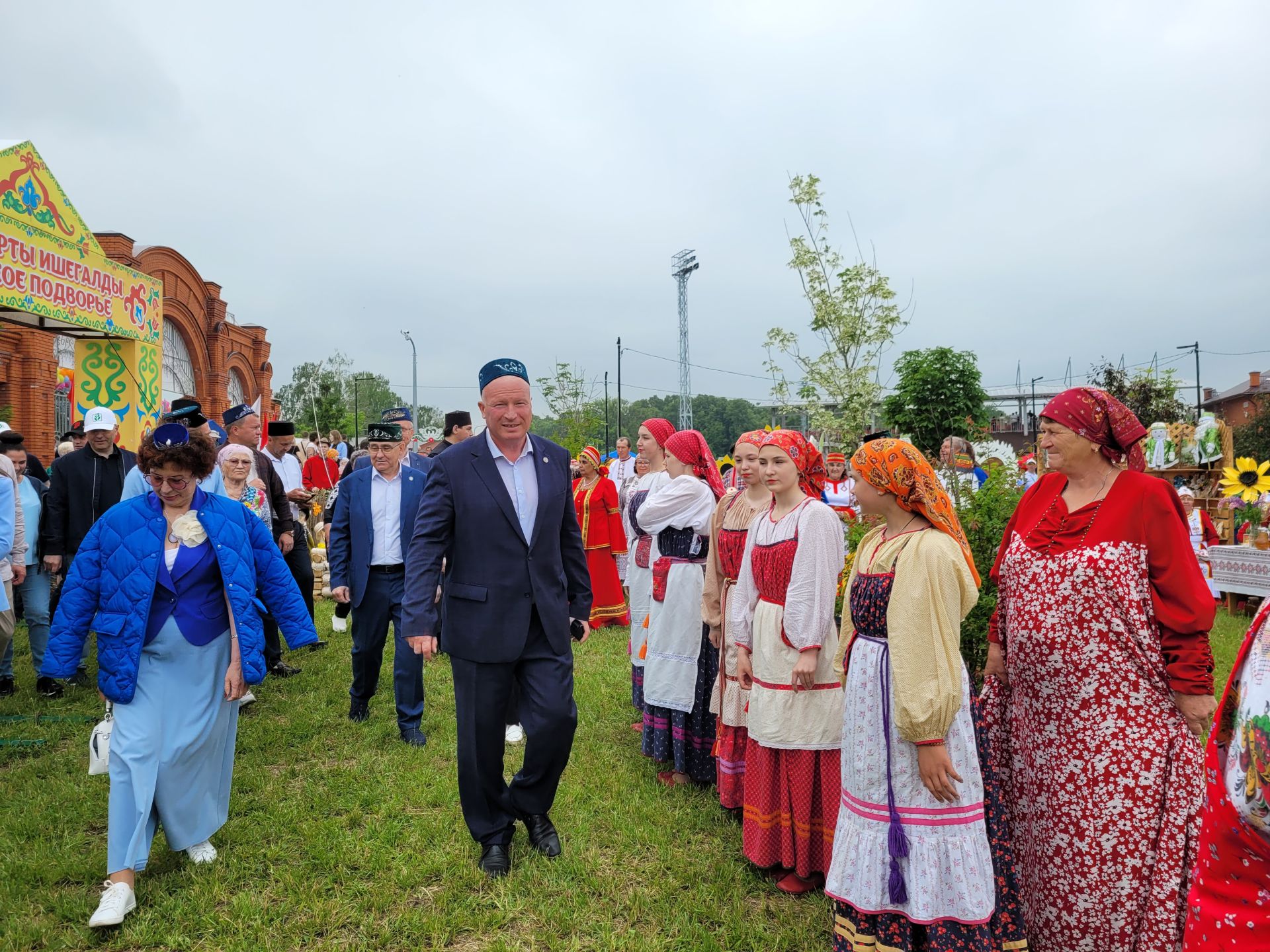 В Чистополе празднуют Сабантуй-2024