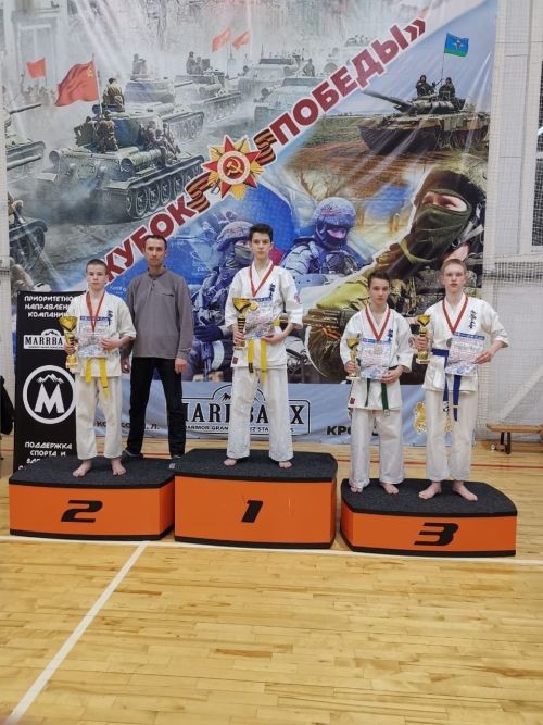 Четыре чистопольских спортсмена привезли медали разных достоинств с Межрегиональных соревнований по киокусинкай карате