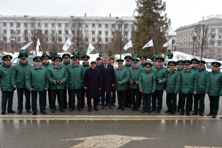 Чистопольские экологи получили ключи от нового автомобиля 