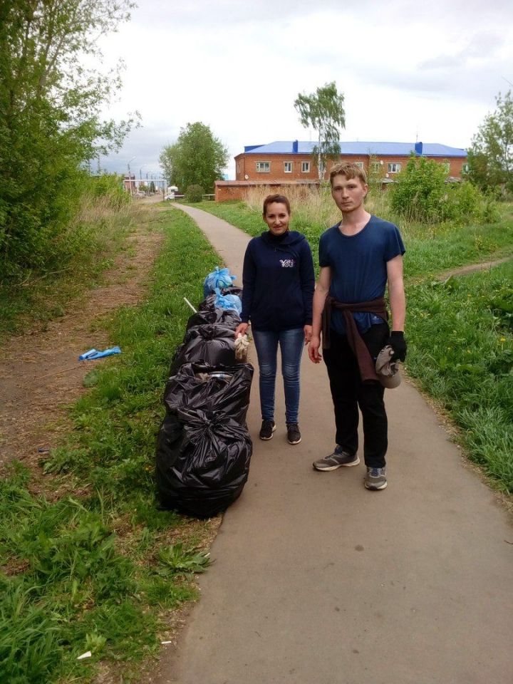 Силами добровольцев Чистополь становится чище и краше