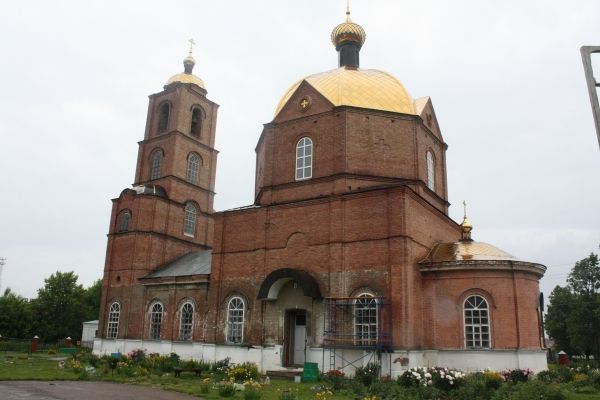 Чистопольцев просят помочь в благоустройстве храма