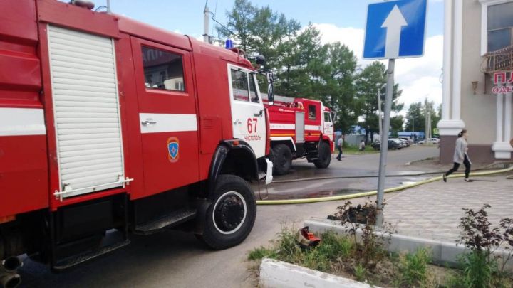 В Чистополе горела "Планета одежды и обуви" (подробности происшествия)