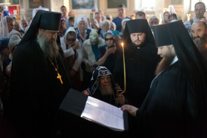 В Чистополе состоялось пострижение в Великую схиму архимандрита Сильвестра