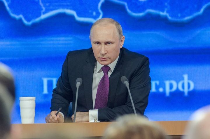 Путин подписал закон о фейковых новостях